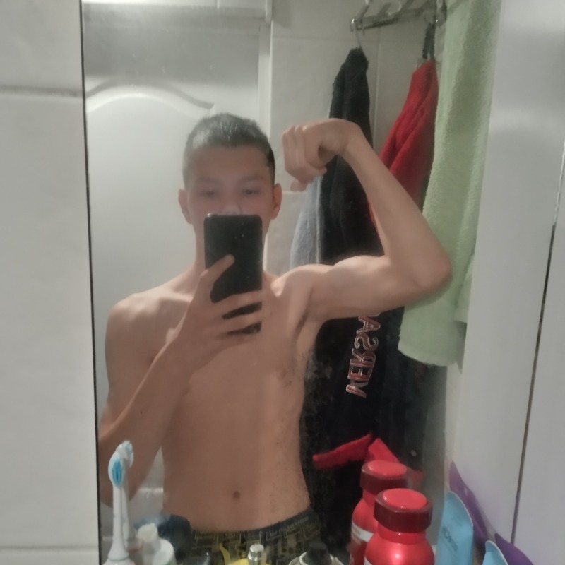 Матвей, 18