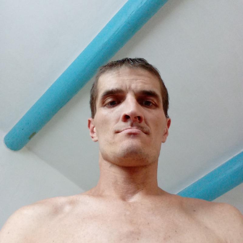 Иван Ус, 33