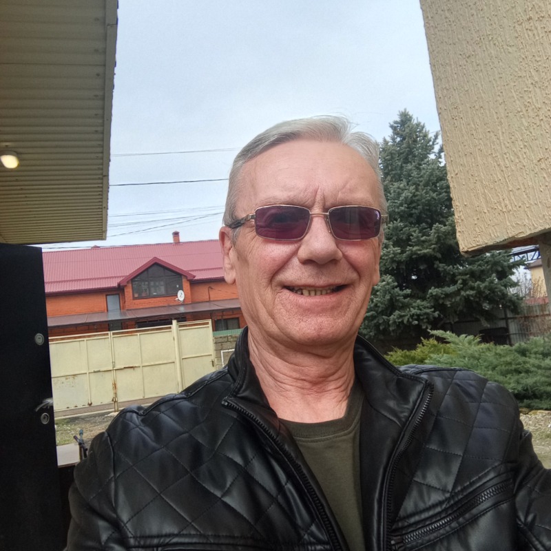 Павел Попов, 67