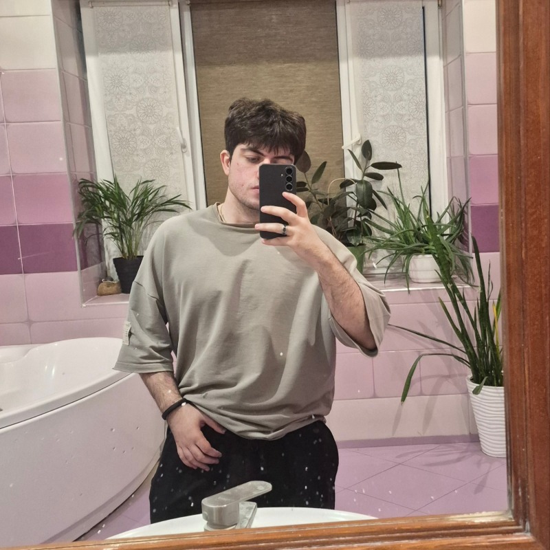 Sergey Wwww, 24