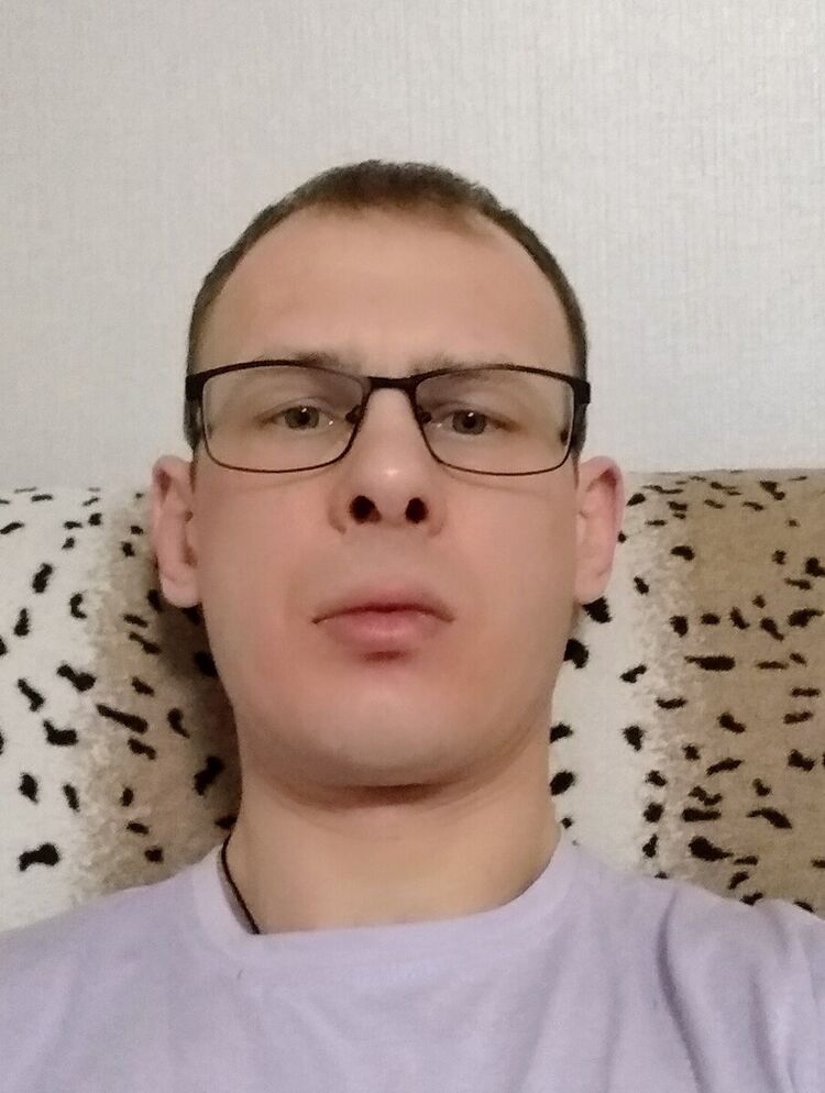 Максим, 38