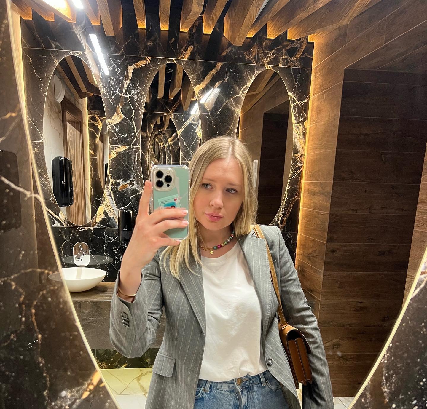 Алина, 26
