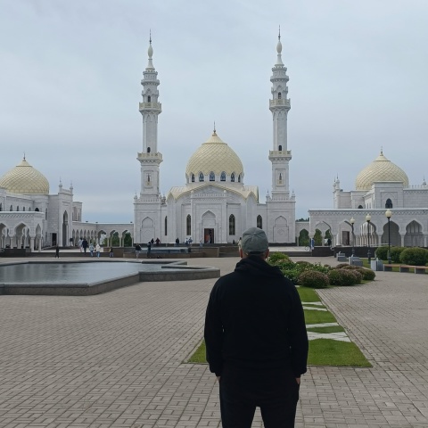 Санек Гущин, 36