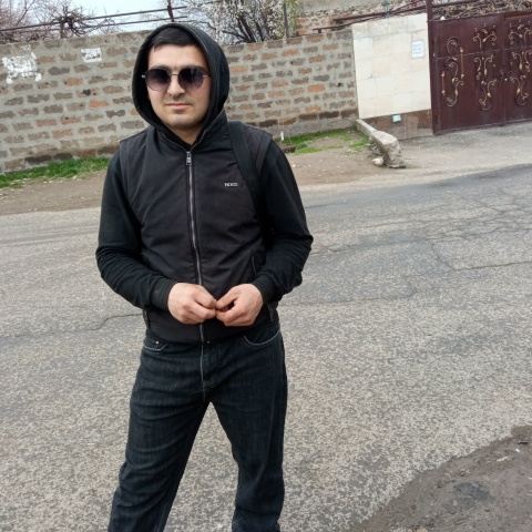 Manvel Qerobyan, фото 1