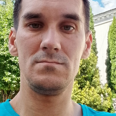 Антон Кузьмичев, 39