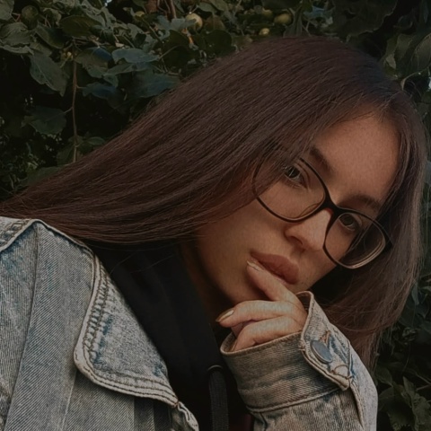 Polina Grishina, 21
