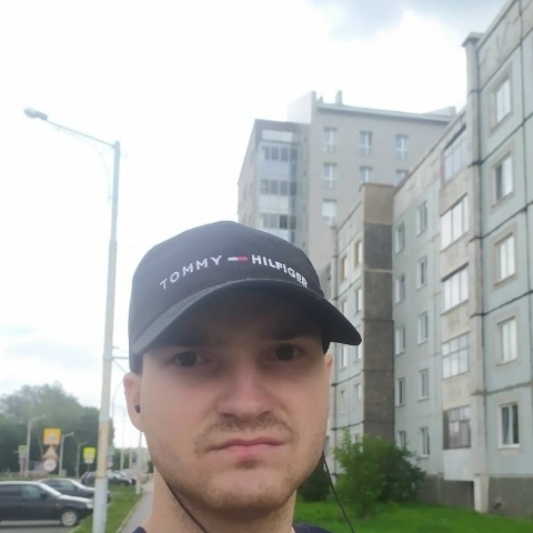 Vladislav Popov, 25
