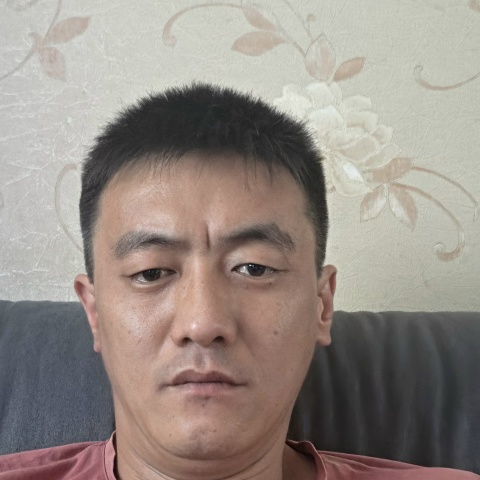 Mikhail Kim, 39