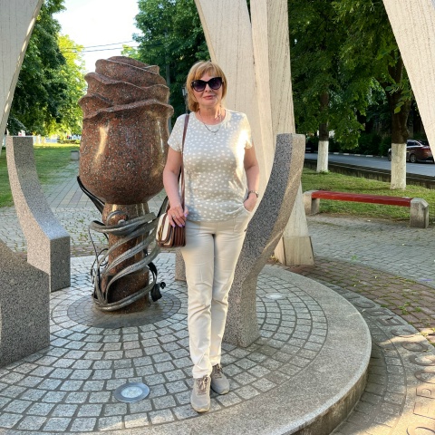 Людмила Бондарева, 64